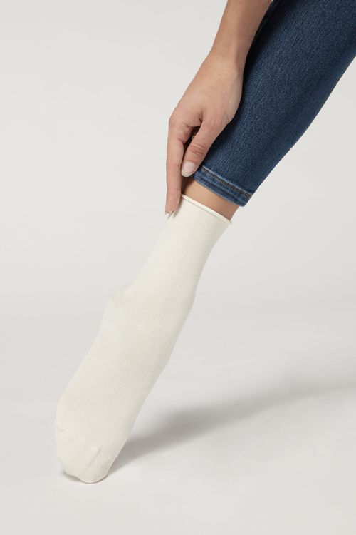 Meia Curta Com Cashmere - Off-White