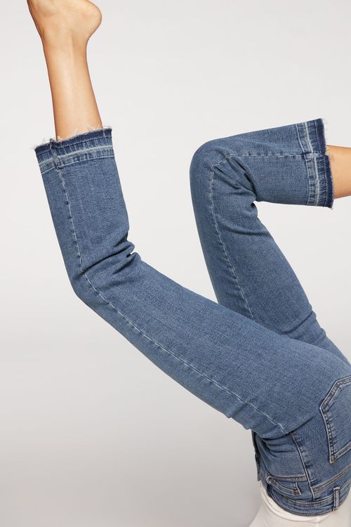 Calça Jeans Cropped Flare - Azul
