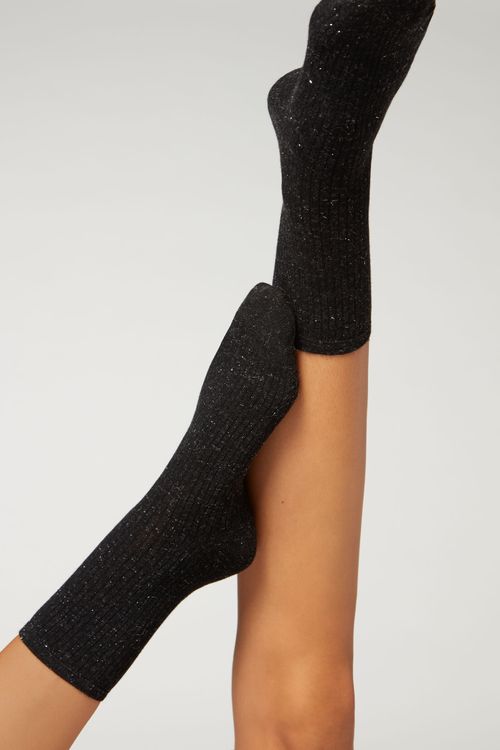 Meias Curtas Em Cashmere Com Glitter - Preto