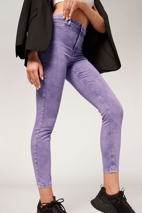 Jeans Skinny Push-Up Com Efeito Desbotado - Roxo