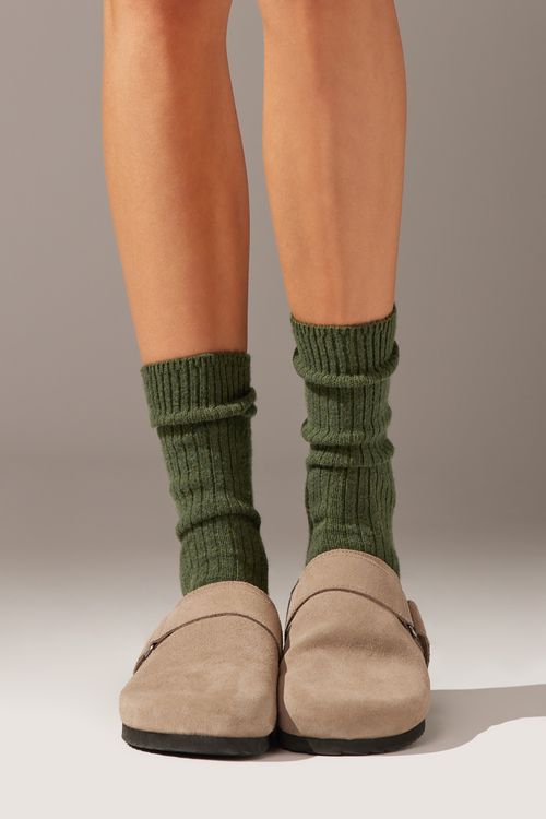 Meia Curta Canelada Em Lã e Cashmere - Verde
