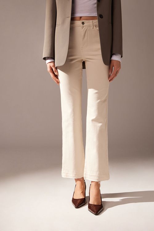 Calça Jeans Cropped - Off-White