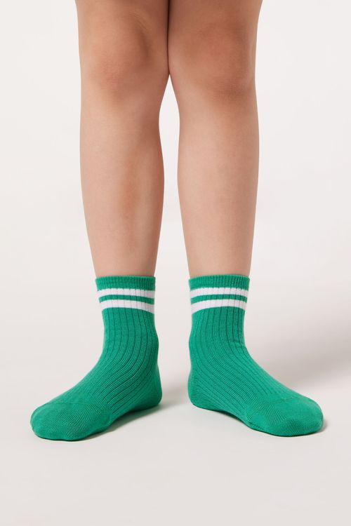 Meia Curta Com Padrão Colorido Infantil - Verde
