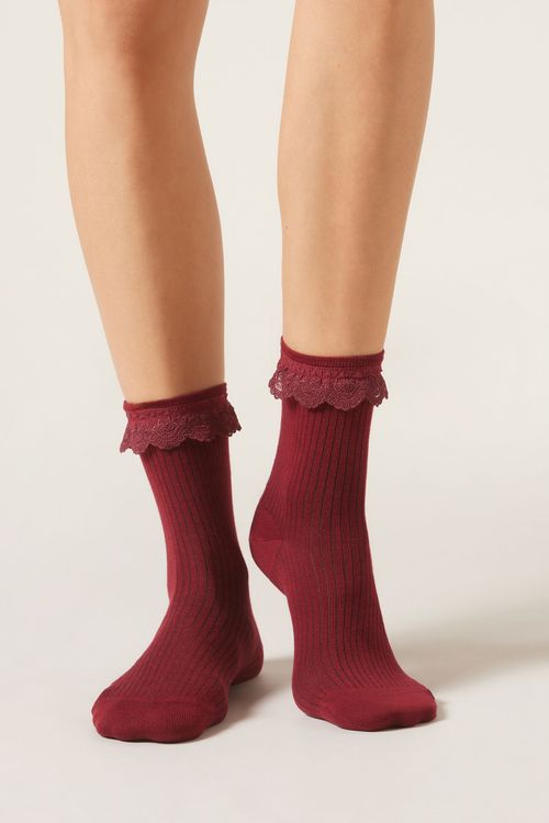 Meia Curta Com Babado Em Renda - Vermelho