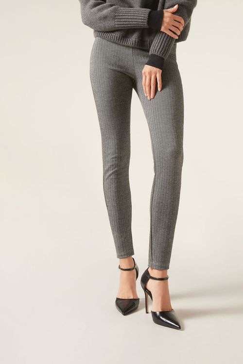 Calça Skinny Com Padrão Espinha De Peixe - Cinza