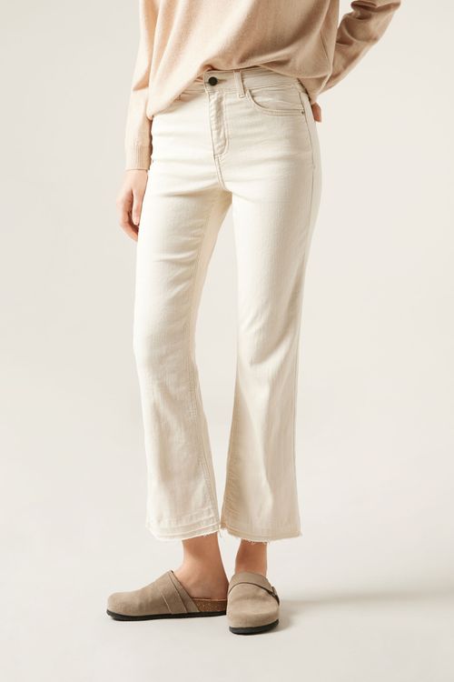 Calça Jeans Cropped Flare - Off-White